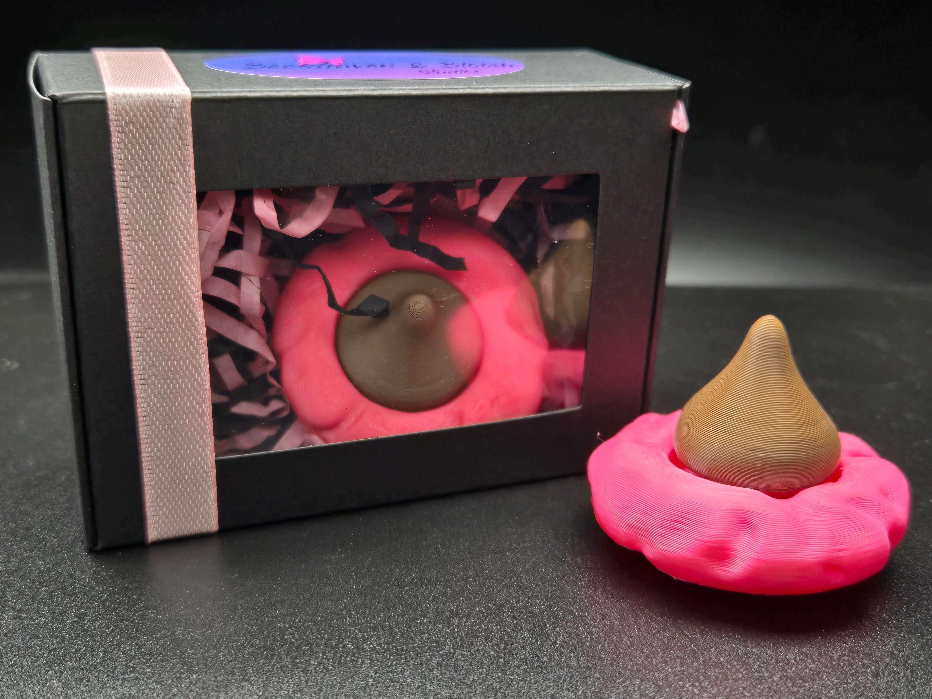 Cookie Kiss Clicker Magnet