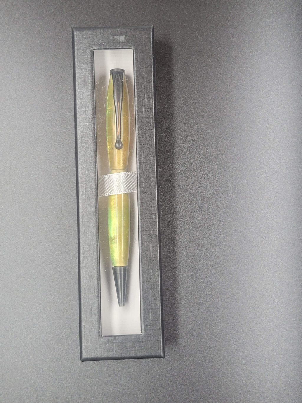 Slimline Black Enamel Pen – Translucent Gold Acrylic