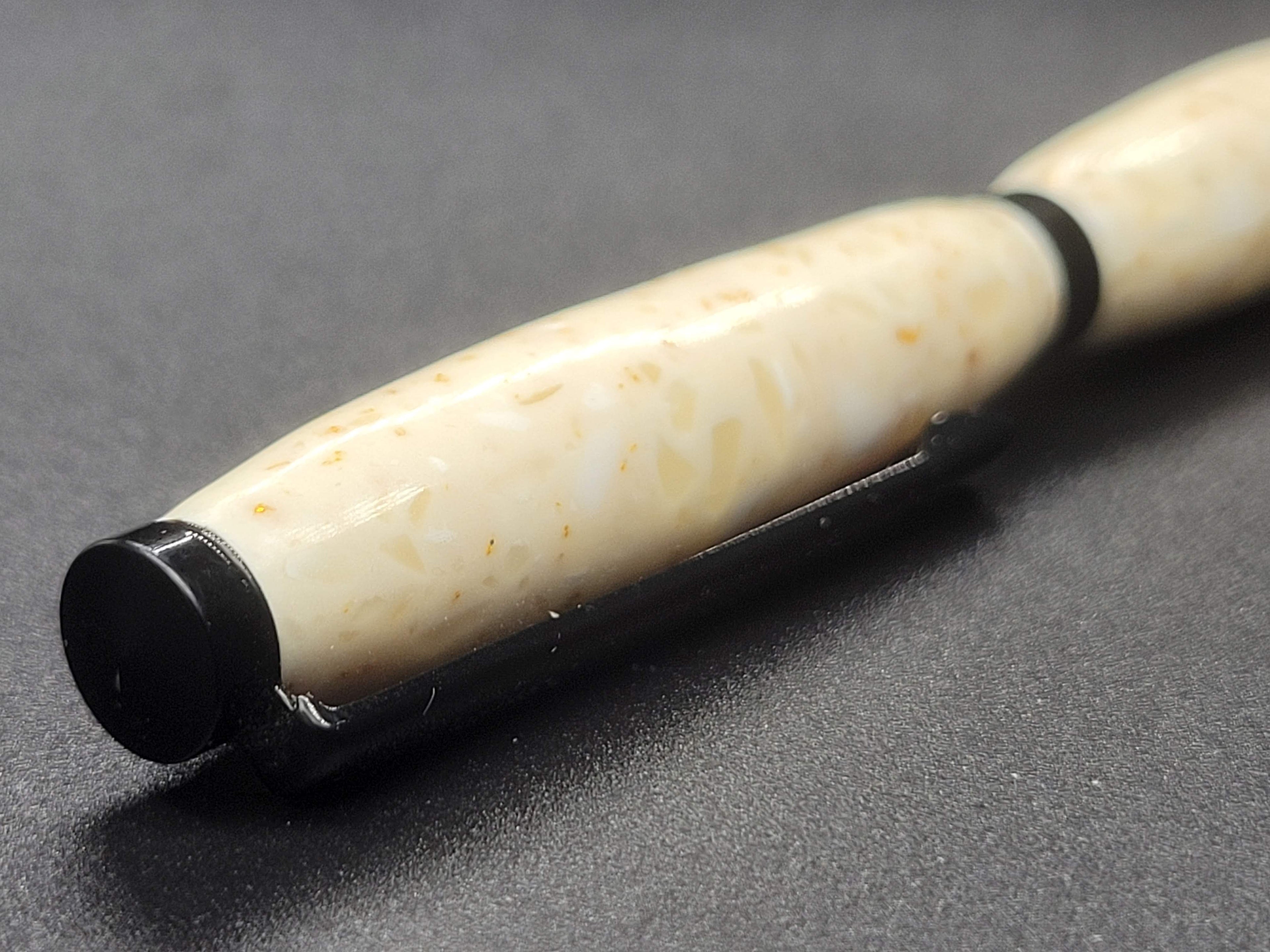 Slimline Black Chrome Pen – White Glow-in-the-Dark Acrylic