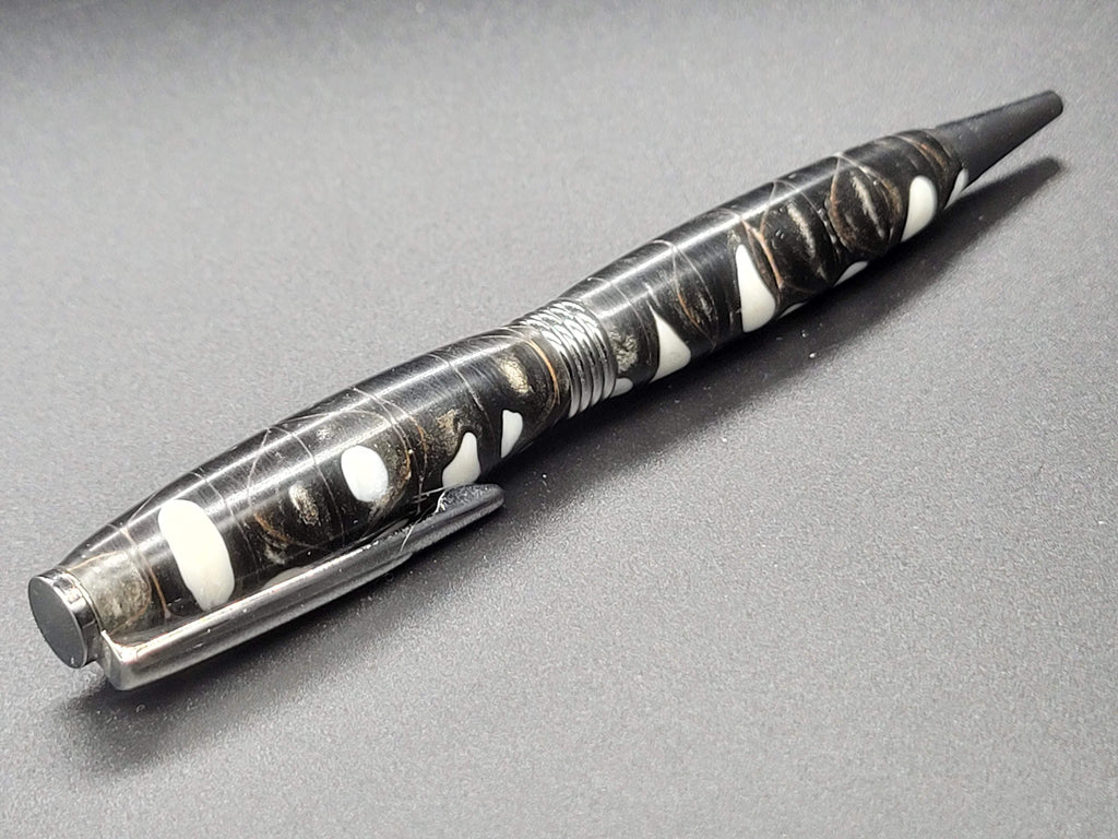 Pioneer Twist Chrome Pen – Black & White Dots