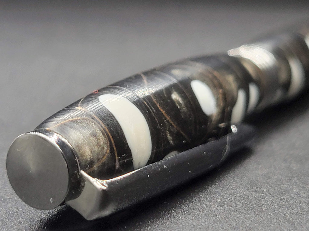Pioneer Twist Chrome Pen – Black & White Dots