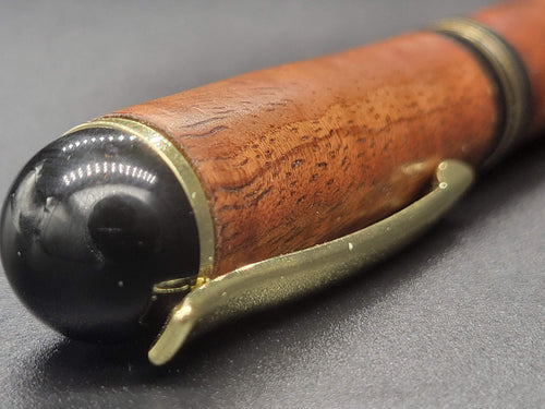 Churchill Rollerball Gold – Walnut