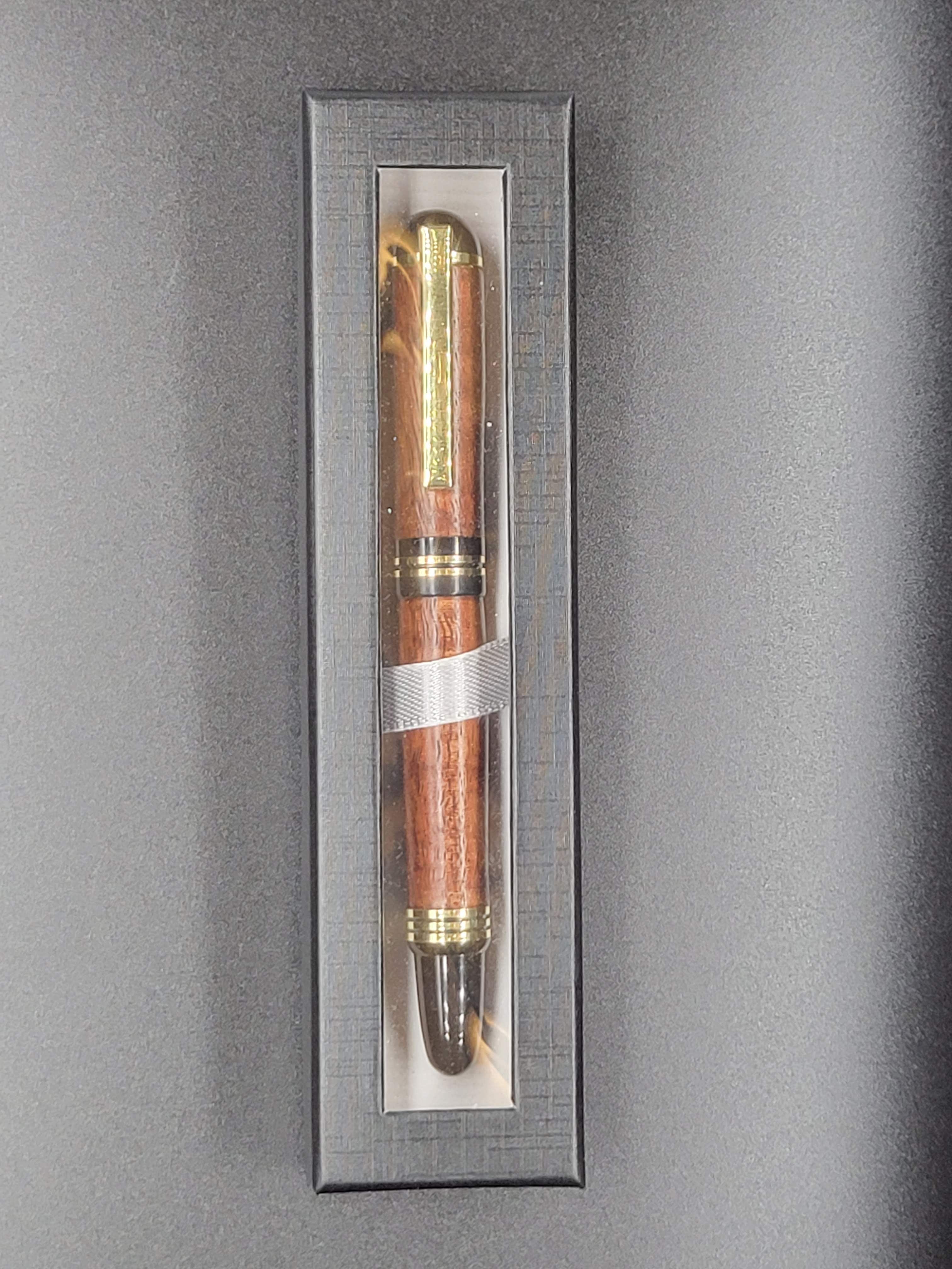 Churchill Rollerball Gold – Walnut