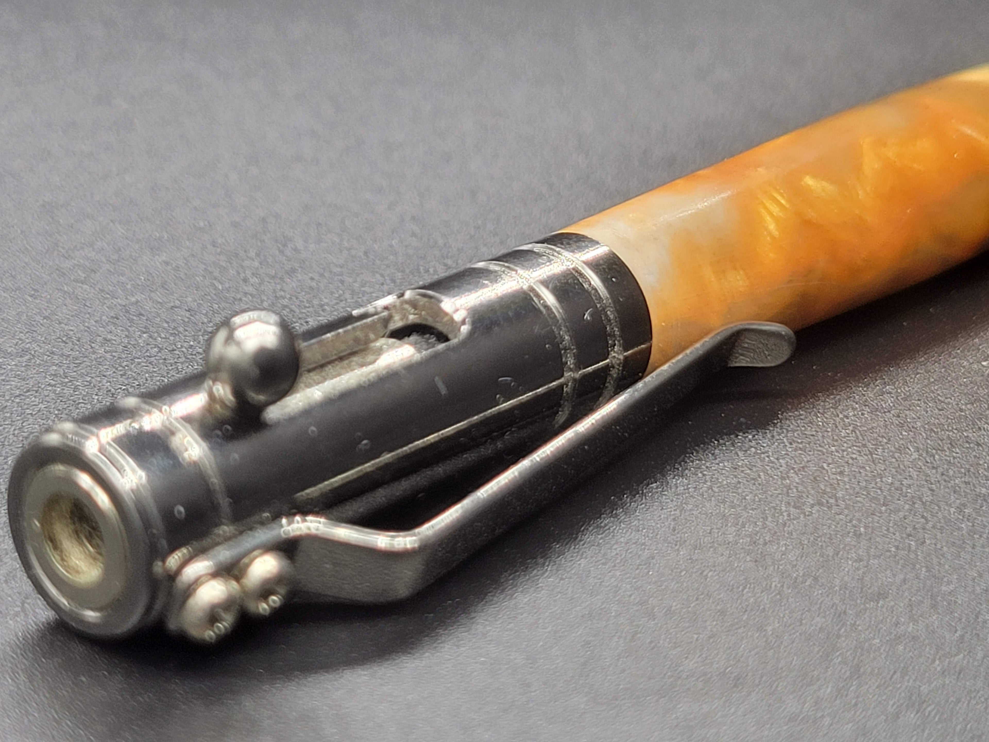Bolt Action Gun Metal – Acrylic Gold-Blue Shimmer